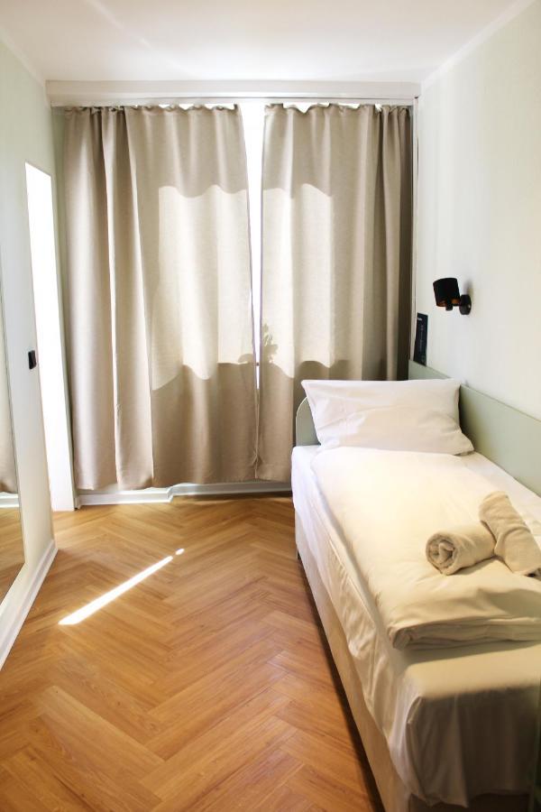 Autobahn Hotel Pfungstadt Ost Bagian luar foto