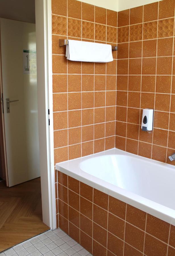 Autobahn Hotel Pfungstadt Ost Bagian luar foto